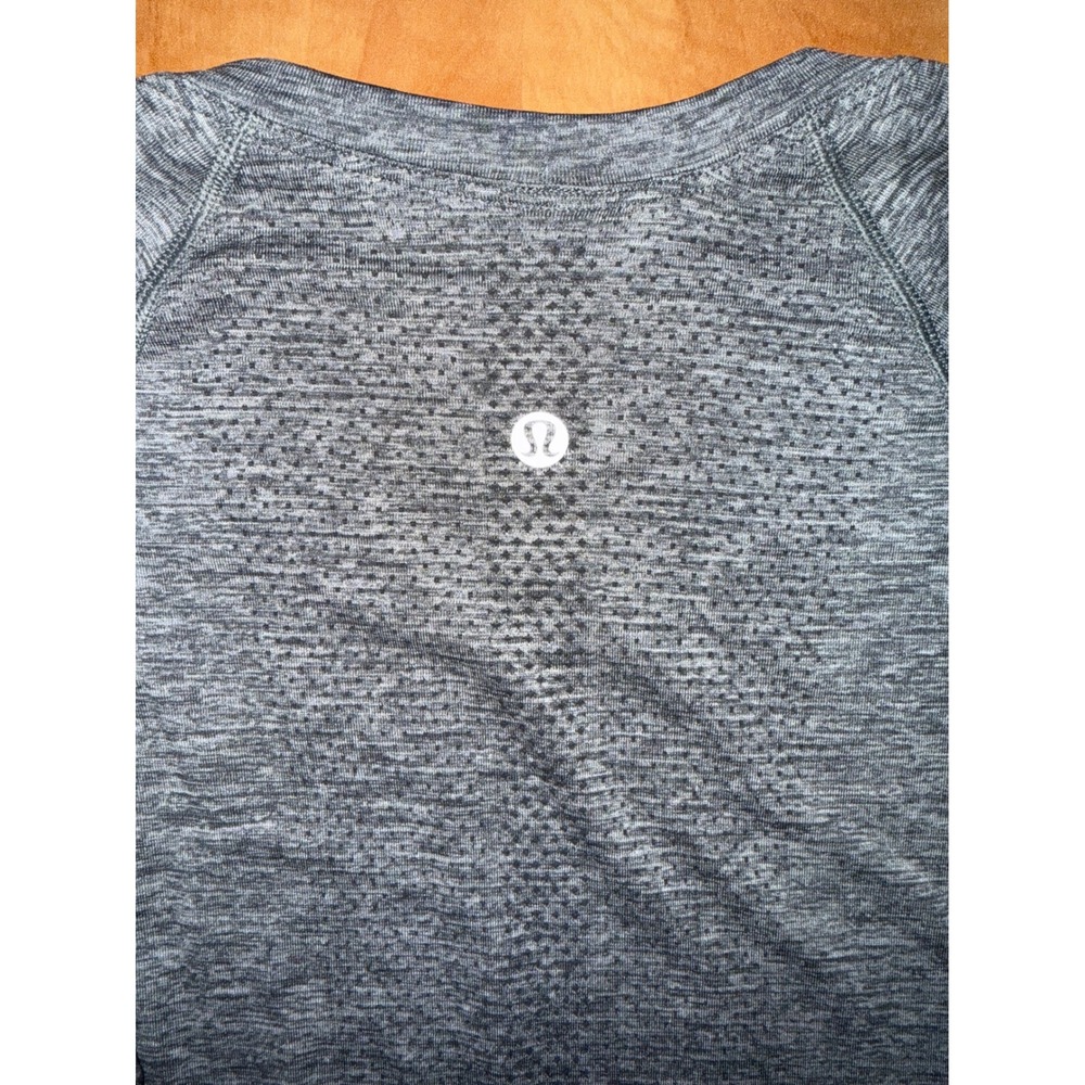 Lululemon Swiftly Tech Long Sleeve Crew Heathered Grey Running Top Size 4 - Picture 8 of 8